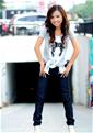 We hope you enjoy our photo gallery; blue sapphires, Asian bride Hui(Wendy)