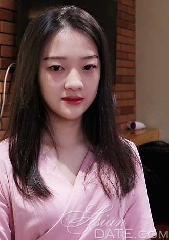 Female Asian Member Wen Qi From Beijing 20 Yo Hair Color Black