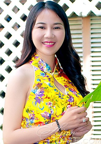 Meet beautiful Asian member: Thi My Phuc(Wendy) from Ho Chi Minh City
