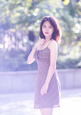 Date the member of your dreams: Yin, chat with Asian member
