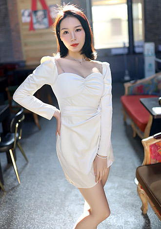 Most gorgeous profiles: Xiaohui, member pretty Asian