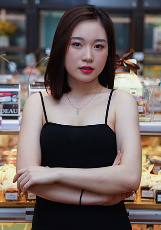 Date the member of your dreams: photo of Asian member Dieu Linh from Ho Chi Minh City